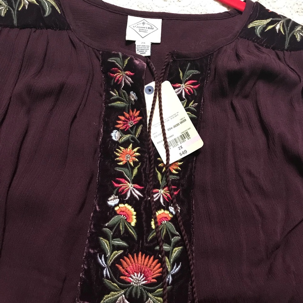 Flower embroidered Blouse